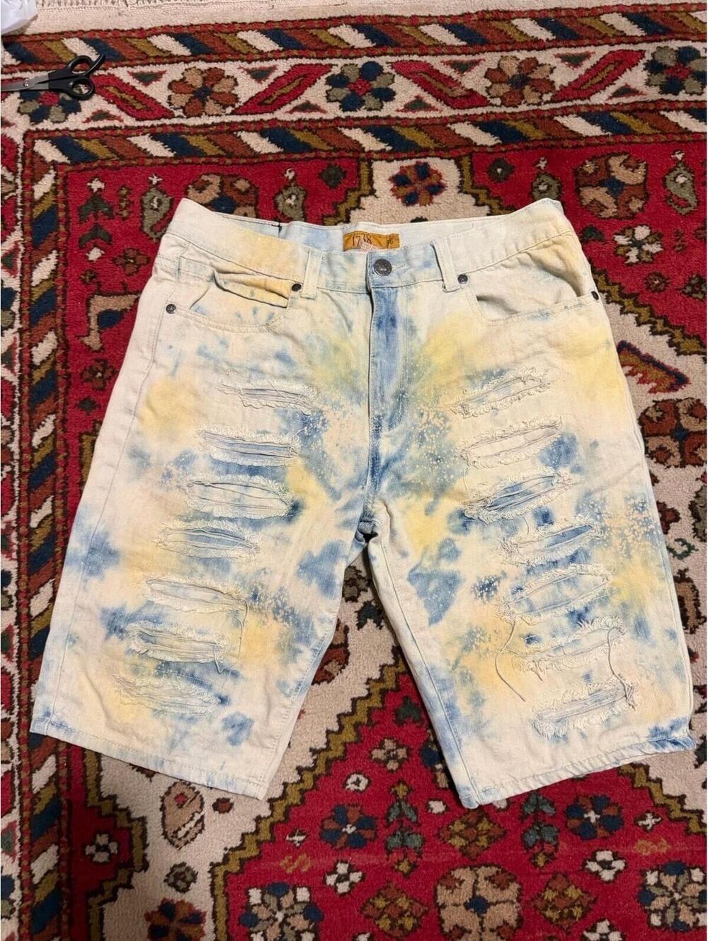DYNST Men's Acid Wash Tie-Dye Denim Shorts 5-Pocket Blue Yellow White